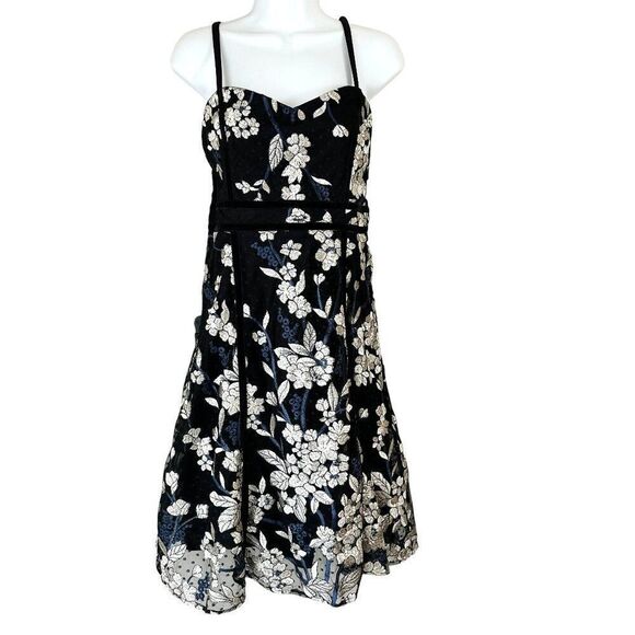 Lulus Dresses & Skirts - Lulus Black Floral Embroidered Midi Dress L Silver Tulle Bottom‎ Stunning